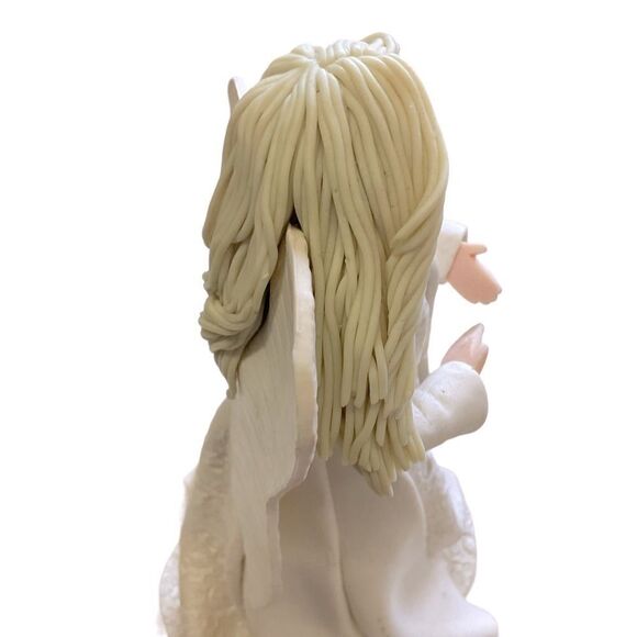 Kneeded Angels Harmony 6901 Angel Figurine - Picture 5 of 14